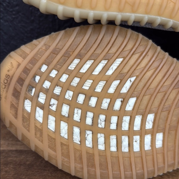 Adidas Men’s Yeezy Boost Size 6 - Picture 11 of 12